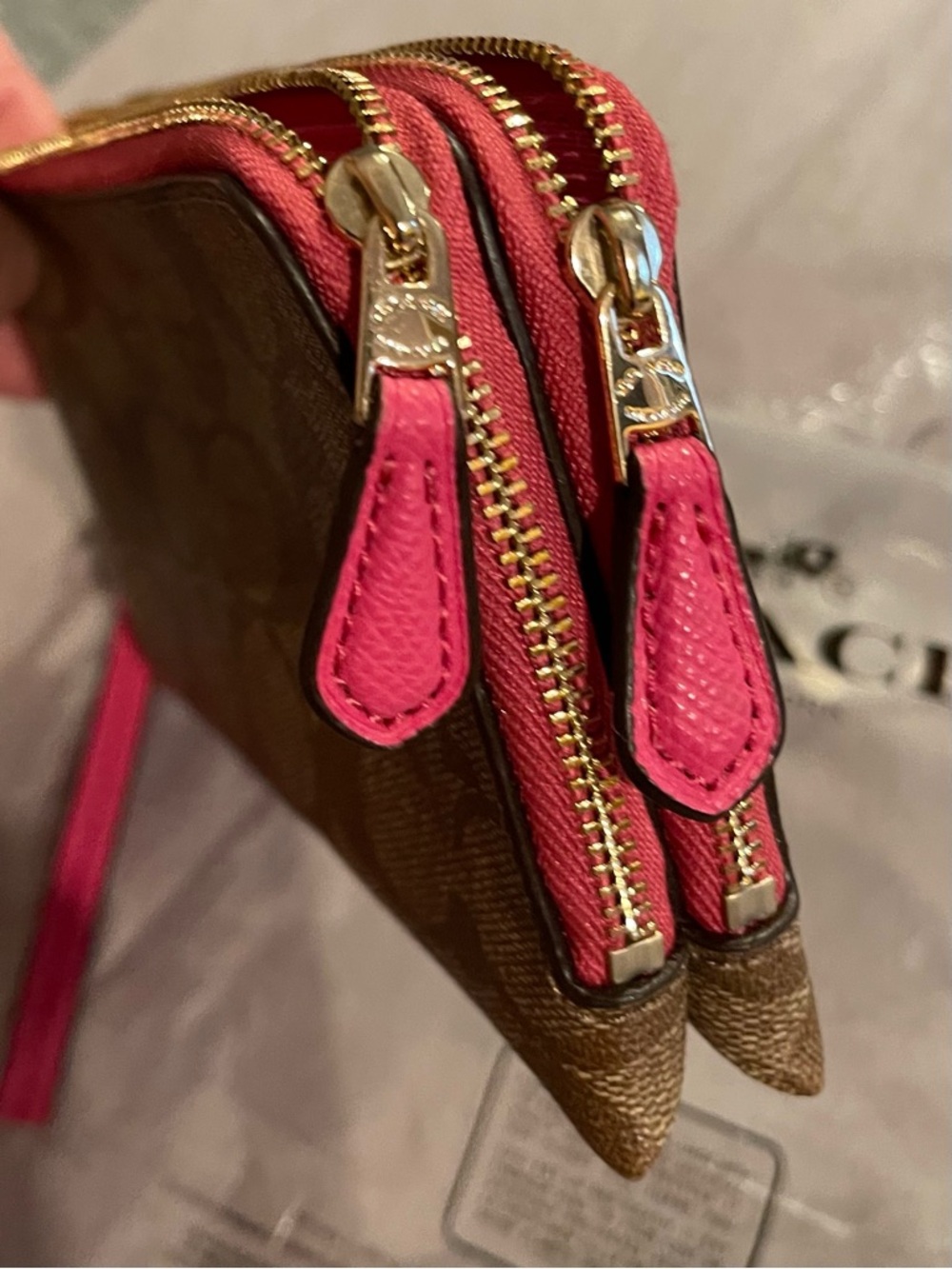 NWT Coach “Dahlia Pink”Double Zip Wristlet - Picture 7 of 9